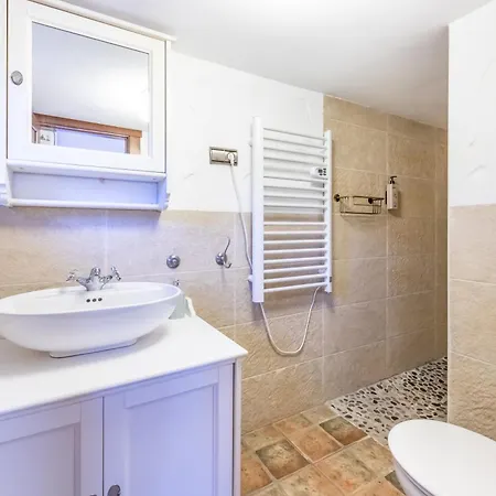 Vb Aurora Andalusian Vila